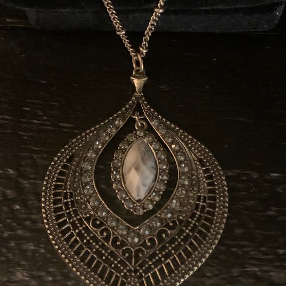 Boho Filigree and Stone Pendant Necklace - Picture 5 of 5